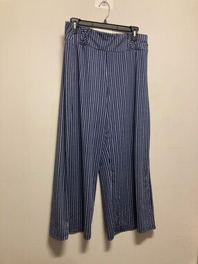 ROBERT LOUIS/Striped Wide-Leg Navy and white Palazzo Pants